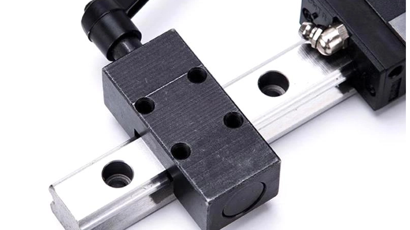 How To Install A Rail Clamp?