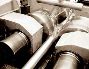 rolled ball screw